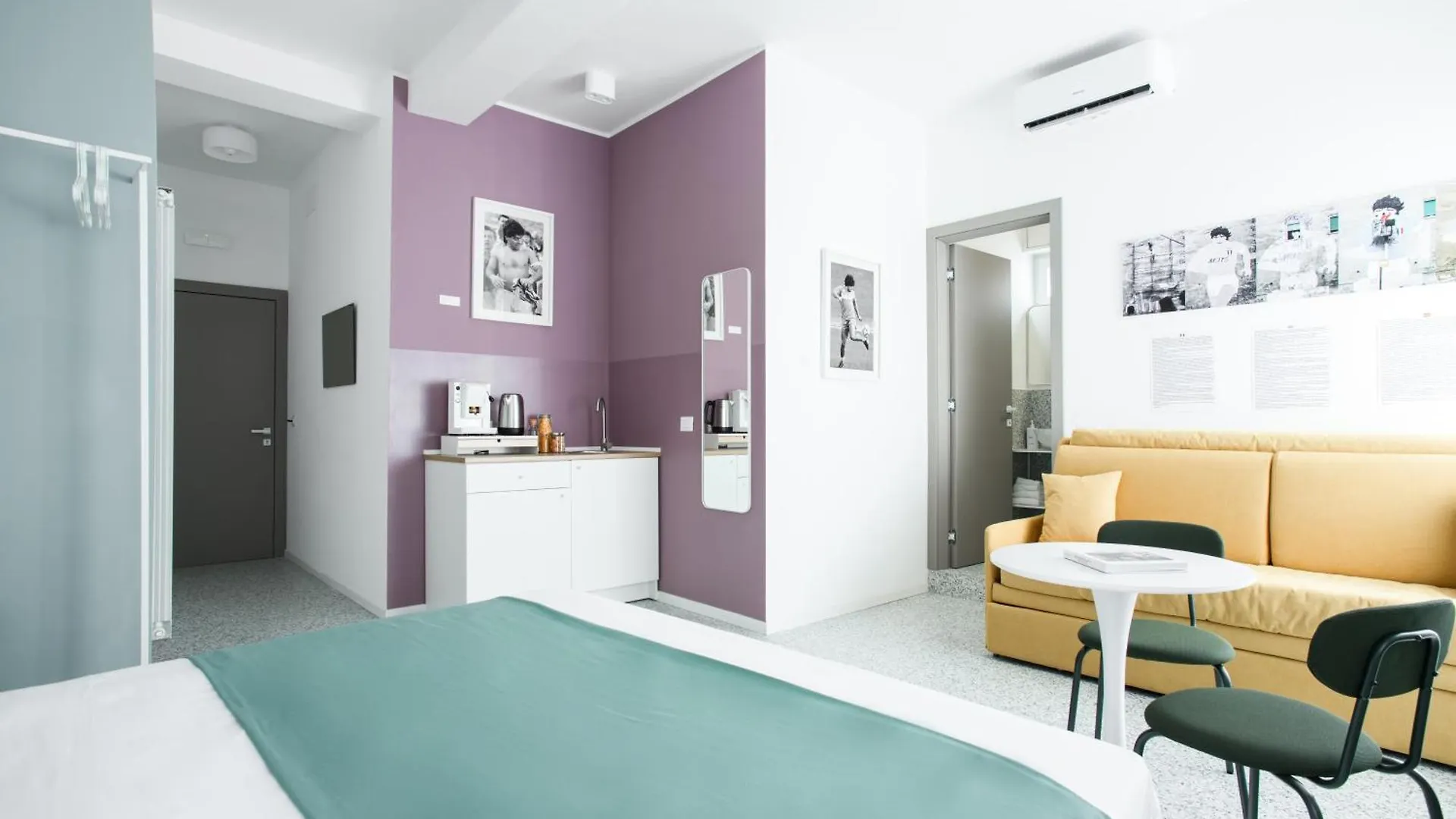 Mira Maradona Bed & Breakfast Naples